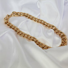 Load image into Gallery viewer, 18K Gold Cuban Chunky Chain Necklace