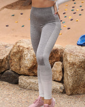 Load image into Gallery viewer, Bocana Seamless Leggings & Sports Top Set - Grey & White
