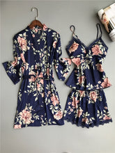 Load image into Gallery viewer, Spaghetti Strap Printing Lace Sexy Women Pajamas V-Neck With Pad Female Summer Pajama Set Summer Fashion Female Sleepwear