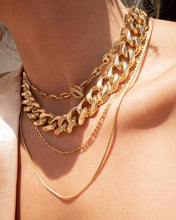Load image into Gallery viewer, 18K Gold Cuban Chunky Chain Necklace