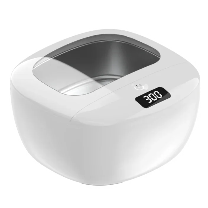Ultrasonic cleaner for retainers, clear aligners and night guards