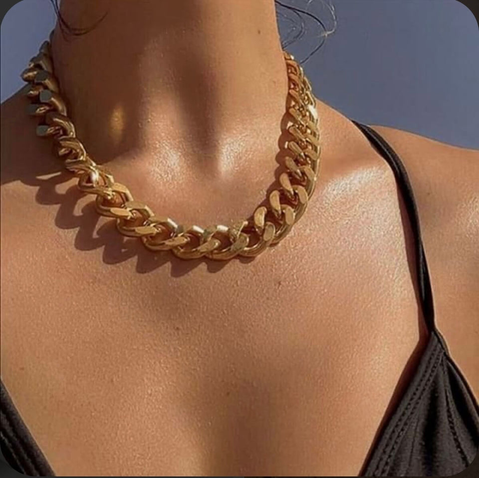 18K Gold Cuban Chunky Chain Necklace